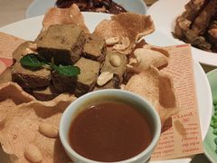 -弄堂里(西溪龙湖天街店)