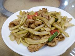 -横岗朋仔餐厅