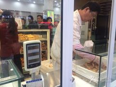 -上海哈尔滨食品厂(汇联商厦店)