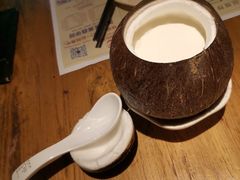 原盅椰子冻奶-胡桃里音乐酒馆(白云五号T5 MALL店)