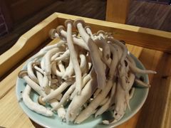 -三人行骨头王火锅(长寿店)