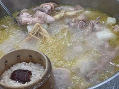 -朴小妹人参鸡汤火锅(长白山万达店)