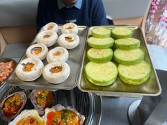 -围炉肉舍•炭烤活鳗•丹东海鲜烤肉(步行街店)