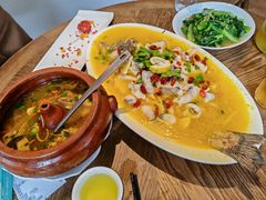 百香果象形荔枝虾-小喜客·云南特色菜(纳西庭院店)
