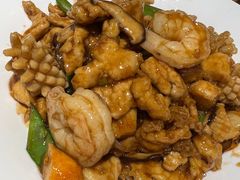 -肘子酥·天津菜·特色捞面(德云社店)
