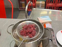 -金龙大四喜牛肉火锅