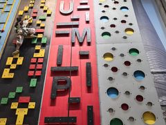 -极限Jump蹦床·新潮玩运动世界·室内乐园·团建·派对中心