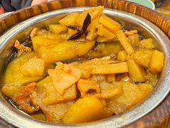 -苹果树下艺术餐厅(宋庄店)