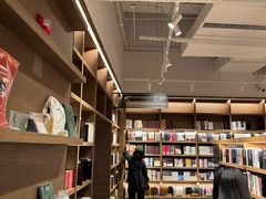 -茑屋书店(天目里店)
