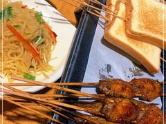 -管氏翅吧(护国寺店)