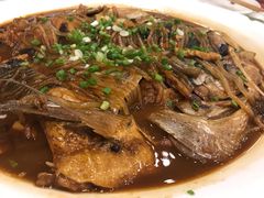 鱼头泡饼-东四民芳餐厅(世茂工三店)