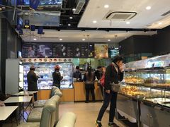 -巴黎贝甜(大宁国际商业广场店)