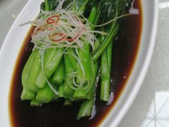 -蔼若春.传承三十年云南菜(金碧公园店)