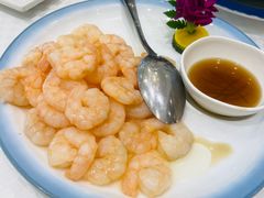 -王朝大酒店徐汇店-地面停车场