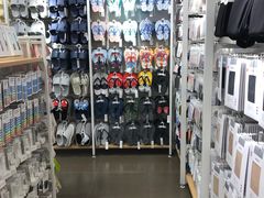 -名创优品(江南新地店)