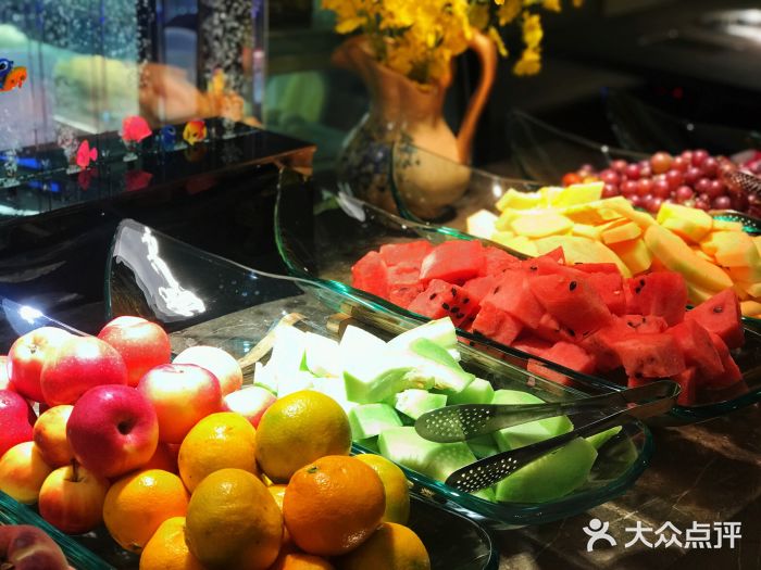 欢乐牧场海鲜烤肉自助(牡丹园店)水果图片