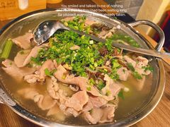 跷脚牛肉-肖四女·江湖菜(临港店)