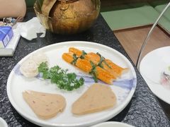 -得意咚瓜·顺德鱼生·冬瓜火锅(深圳首店)