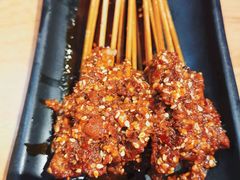 -喝丢一只鞋海鲜烧烤·海肠捞饭(东关街店)