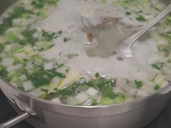 -英子补身汤(海兰路店)