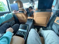 -浙江中升裕迪奥迪4S店(西溪店)