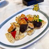 远离闹市喧嚣的私房菜馆，精致菜品让人赞不绝口