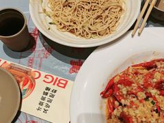 -肥肥虾庄·金牌油焖大虾(杨园滨江时代walk店)