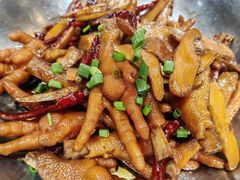 -昱龙大盆牛蛙馆(三兴街总店)