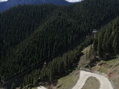 -丝绸之路山地度假区滑雪场