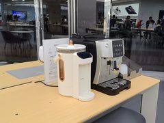 -华为授权体验店(中山公园来福士)