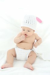 -现代经典婚纱摄影