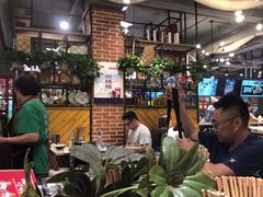 大堂-钢管厂歆瑞源油卤串串香(春熙路太古里店)
