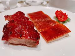 化皮乳猪拼黑叉烧-8餐厅(新葡京酒店)