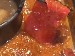 -老牌坊云南鱼豆花火锅(哈西万达店)