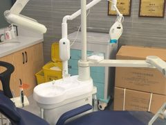 -上海仁爱医院口腔科 · 种植