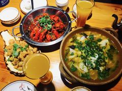 -东家小院金汤酸菜鱼(南阳路店)