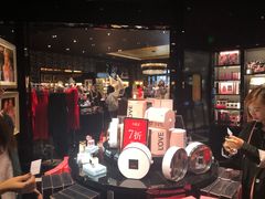 -Victoria's Secret(杭州湖滨银泰in77店)