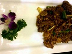 爆炒腰花-闫府私房菜·百年鲁菜(恒隆店)