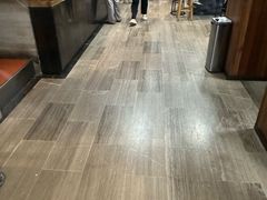 -亮亮面馆(经六路店)