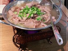 -肖四女乐山跷脚牛肉(世博源店)