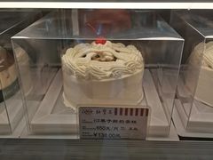 -红宝石·鲜奶小方·海派西点房(金杨店)