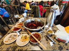 -肖肖酸萝卜鱼火锅(总店)