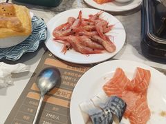 -金马门国际美食百汇(珞喻路店)
