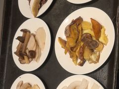 -天宜隆蘑菇宴火锅(石景山旗舰店)