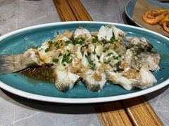 蒜蓉冬菜蒸鲈鱼-啫神·广州地标美食(北京路店)