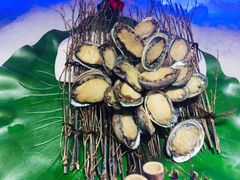 -锤头鲨毛肚海鲜烤肉自助餐厅(国购广场店)