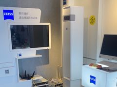 -瑞司视光眼镜·蔡司战略合作眼镜店(新街口店)