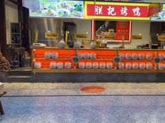 -阿瓦山寨·湘菜现炒·剁椒鱼头王(咸阳总店)