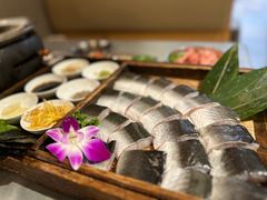 -围炉肉舍丹东海鲜烤肉·烤活鳗(步行街店)