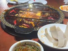 -黄家码头老火锅(解放碑旗舰店)
